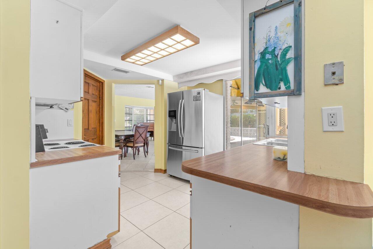 900 SW 4th Street