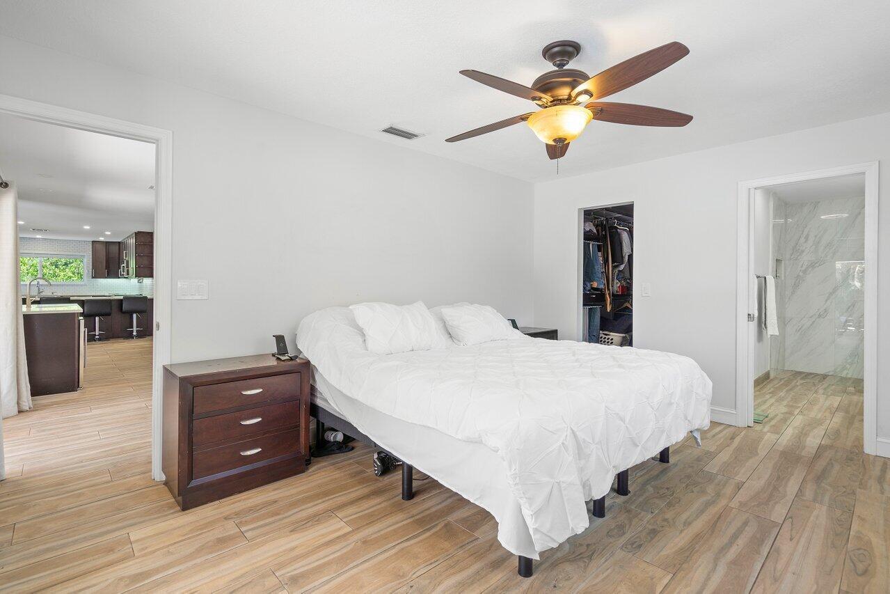1392 Audubon Boulevard