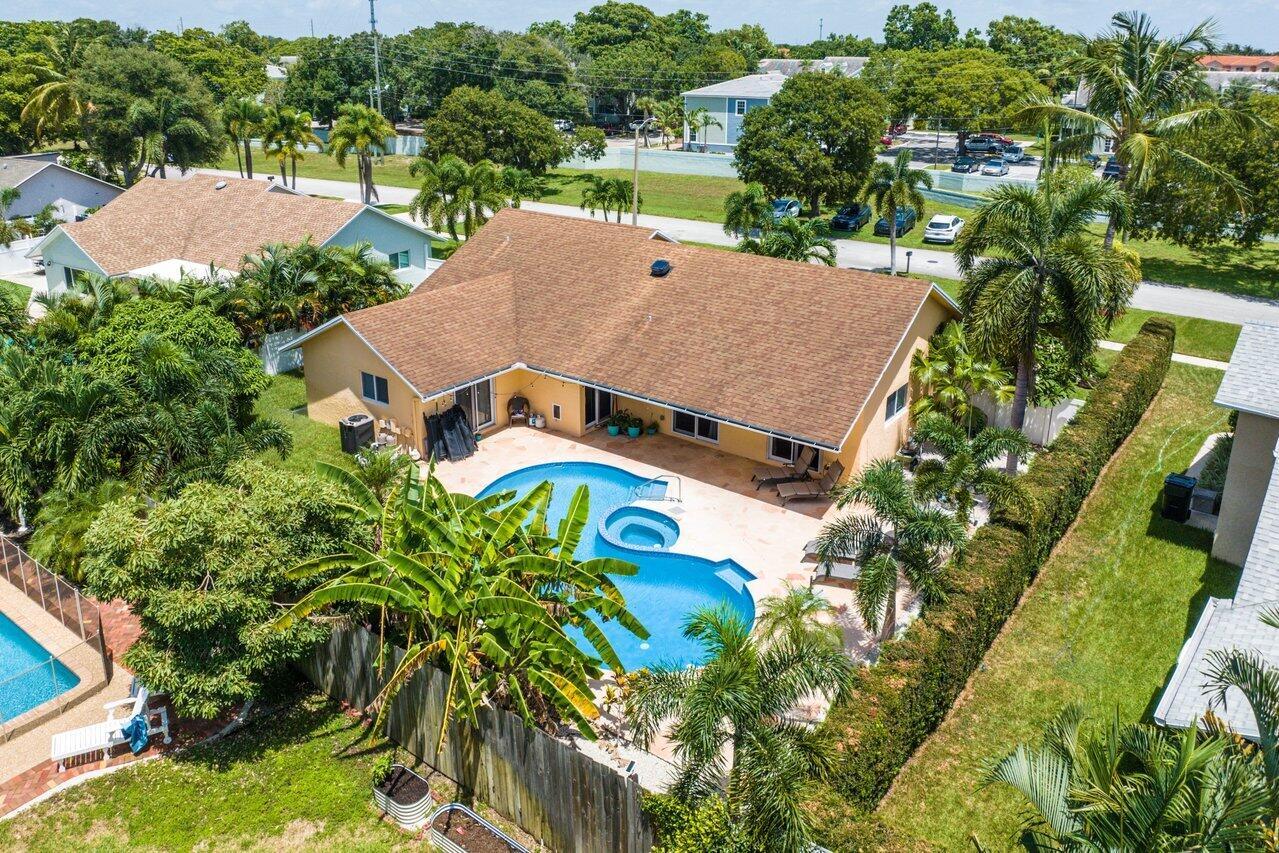1392 Audubon Boulevard