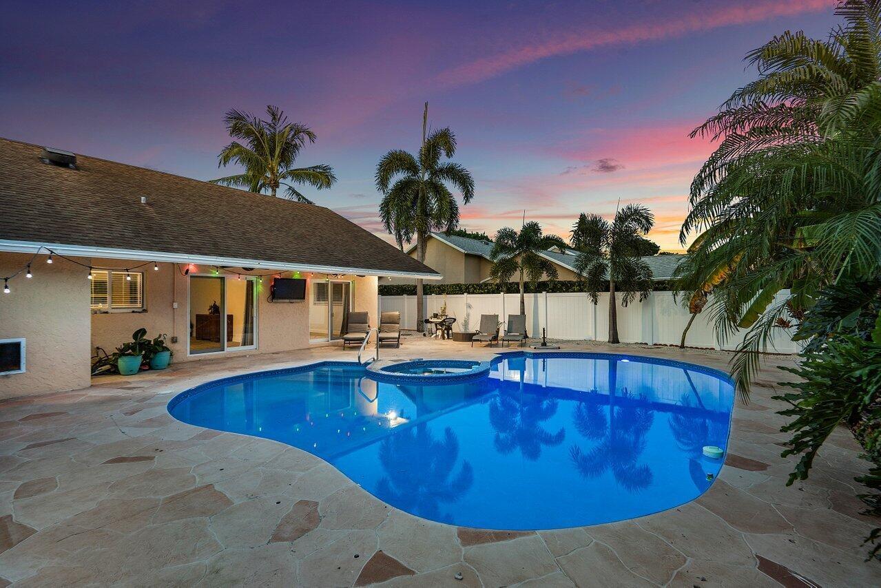 1392 Audubon Boulevard