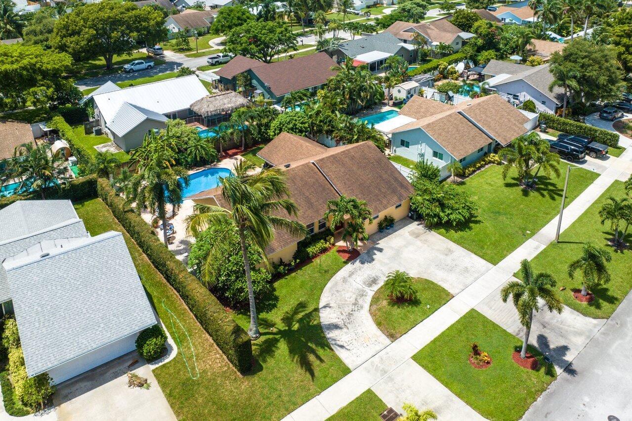 1392 Audubon Boulevard