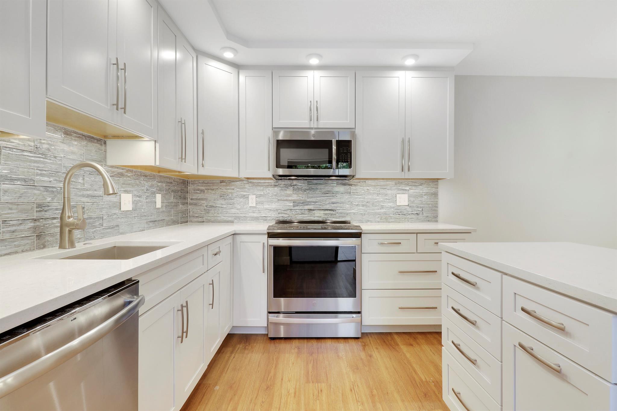825 Center Street Unit: 57b