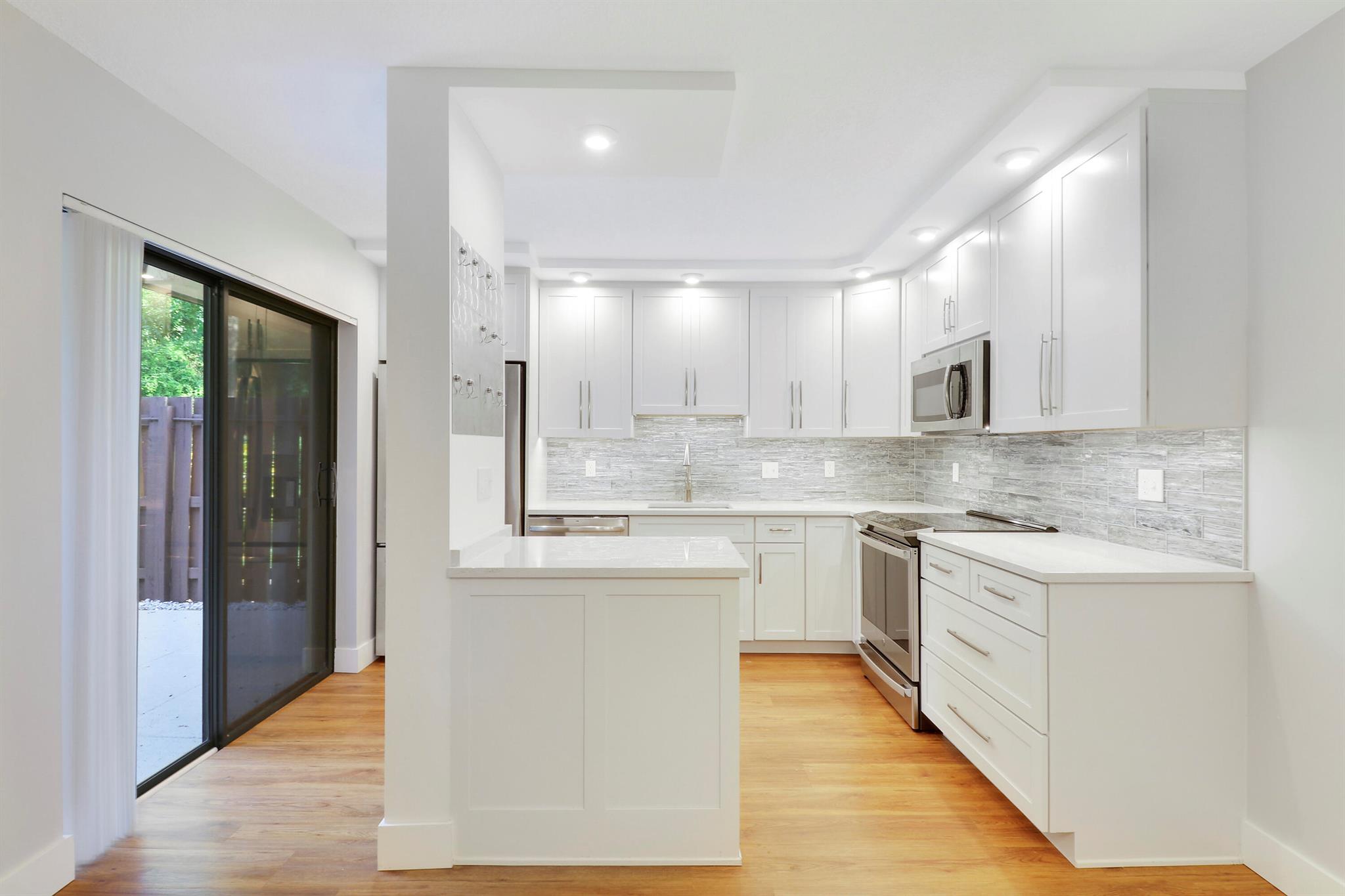 825 Center Street Unit: 57b