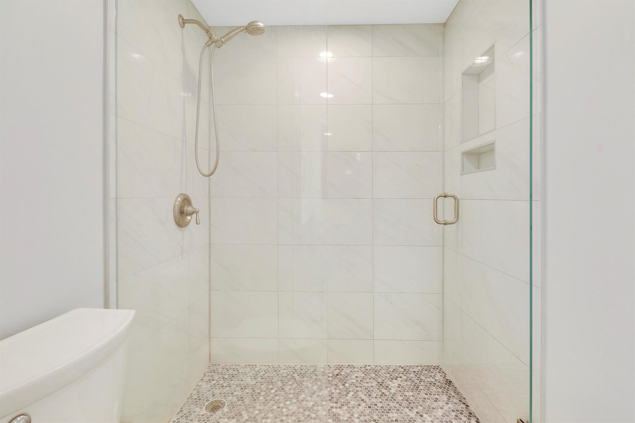 825 Center Street Unit: 57b