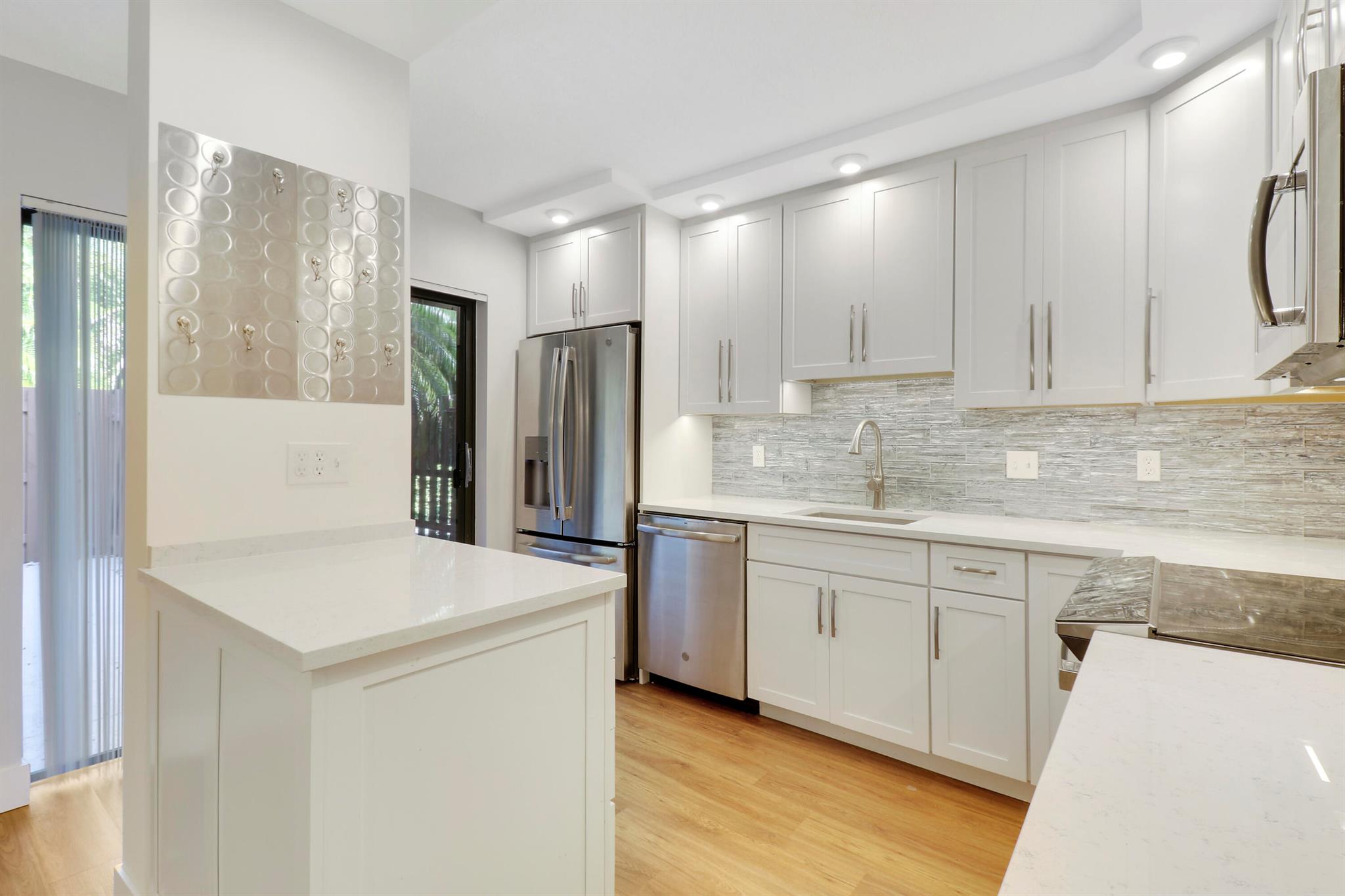 825 Center Street Unit: 57b