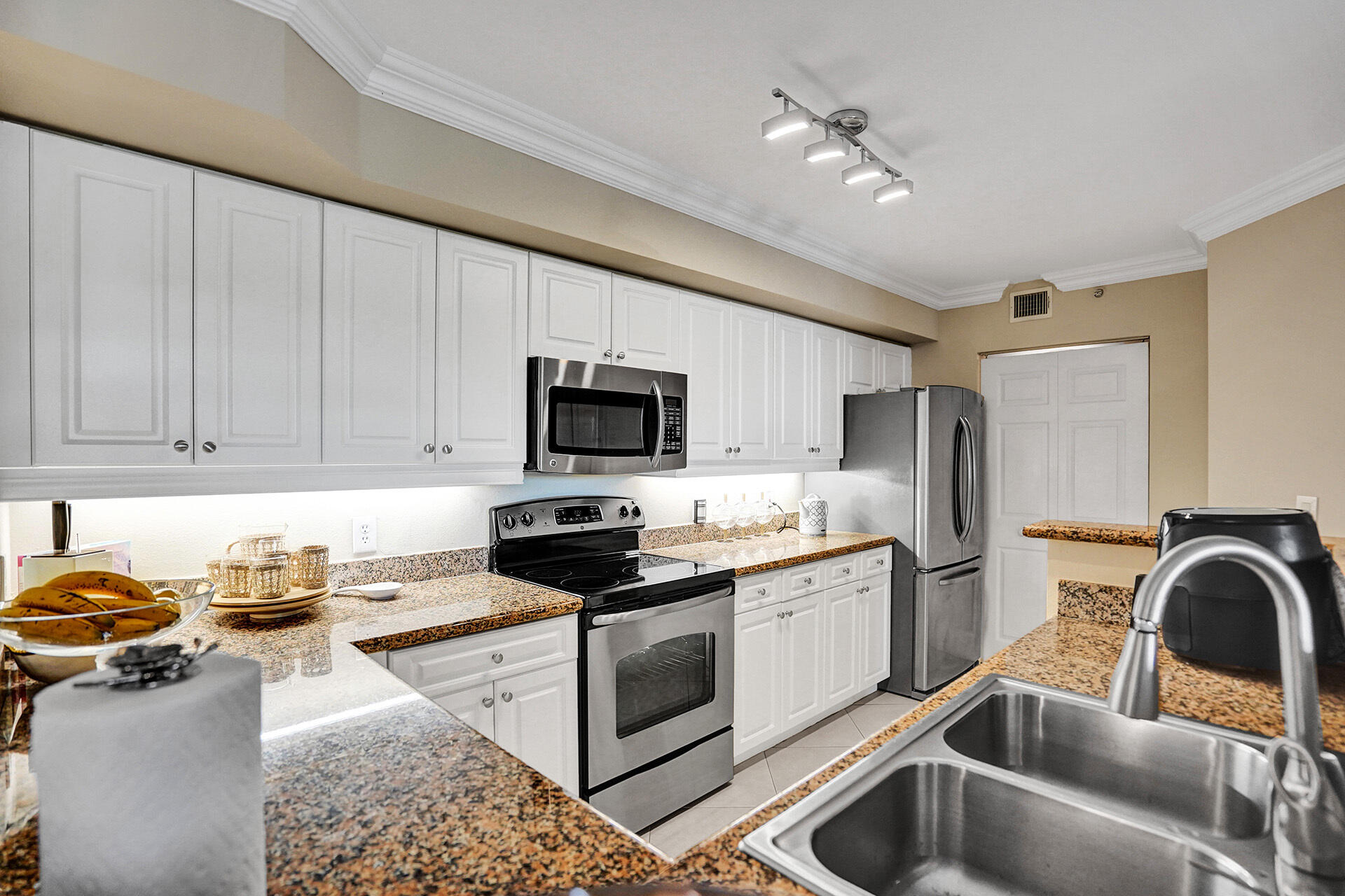 3594 S Ocean Boulevard Unit: 306