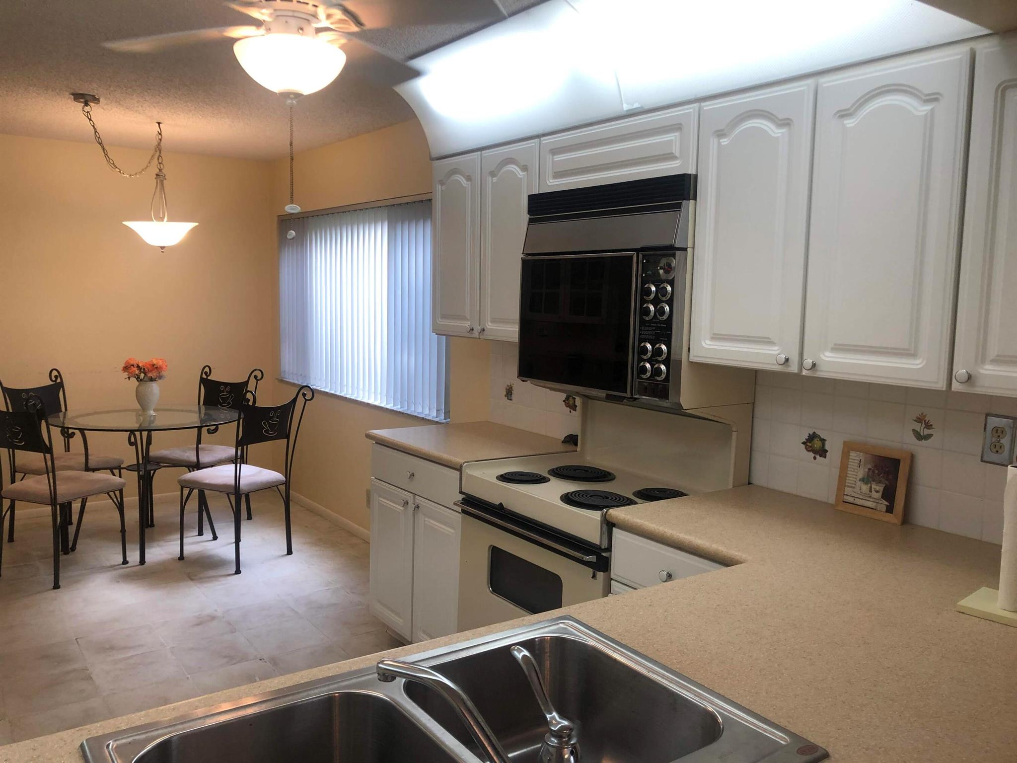 11296 Green Lake Drive Unit: 101