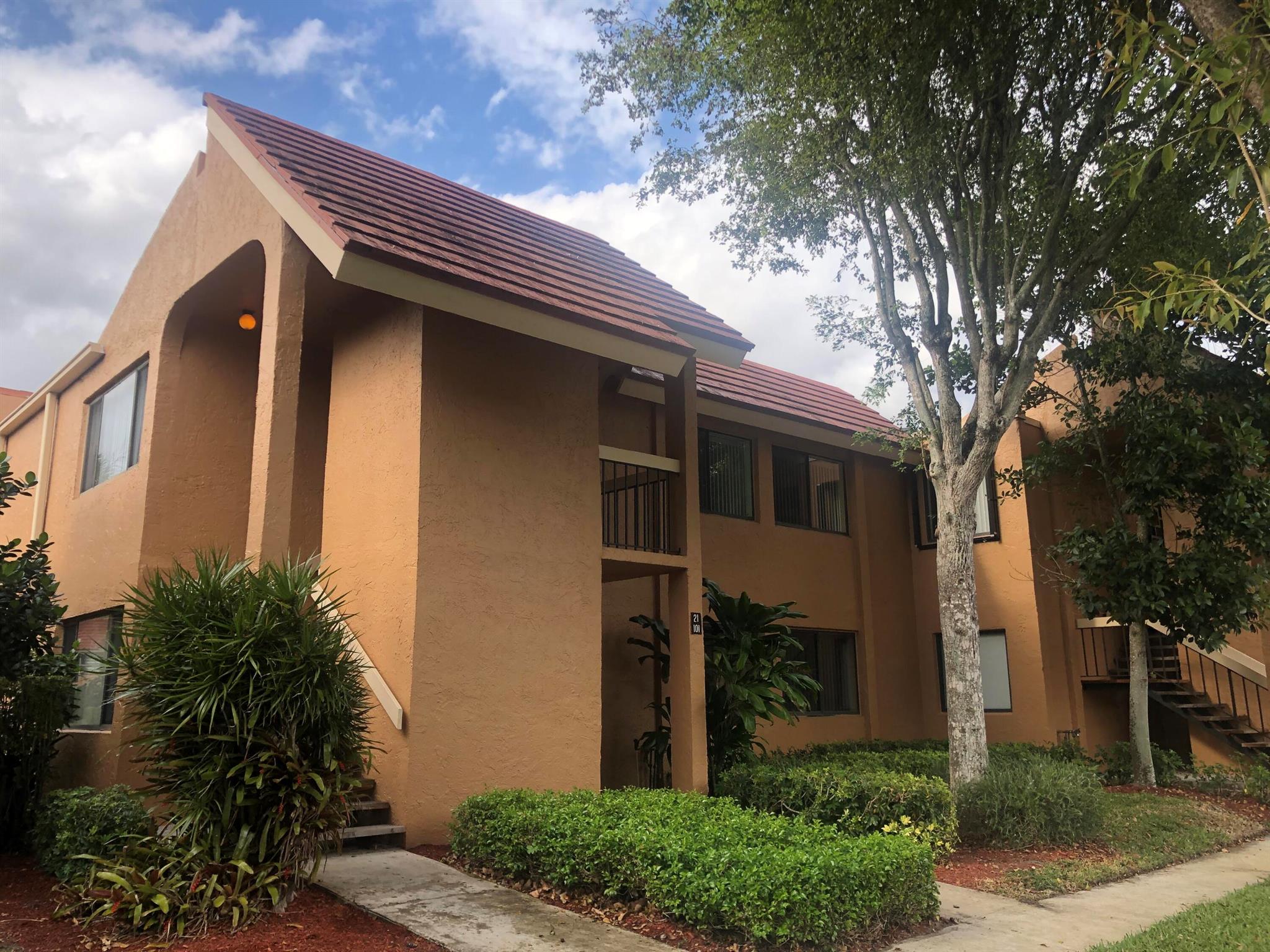 11296 Green Lake Drive Unit: 101