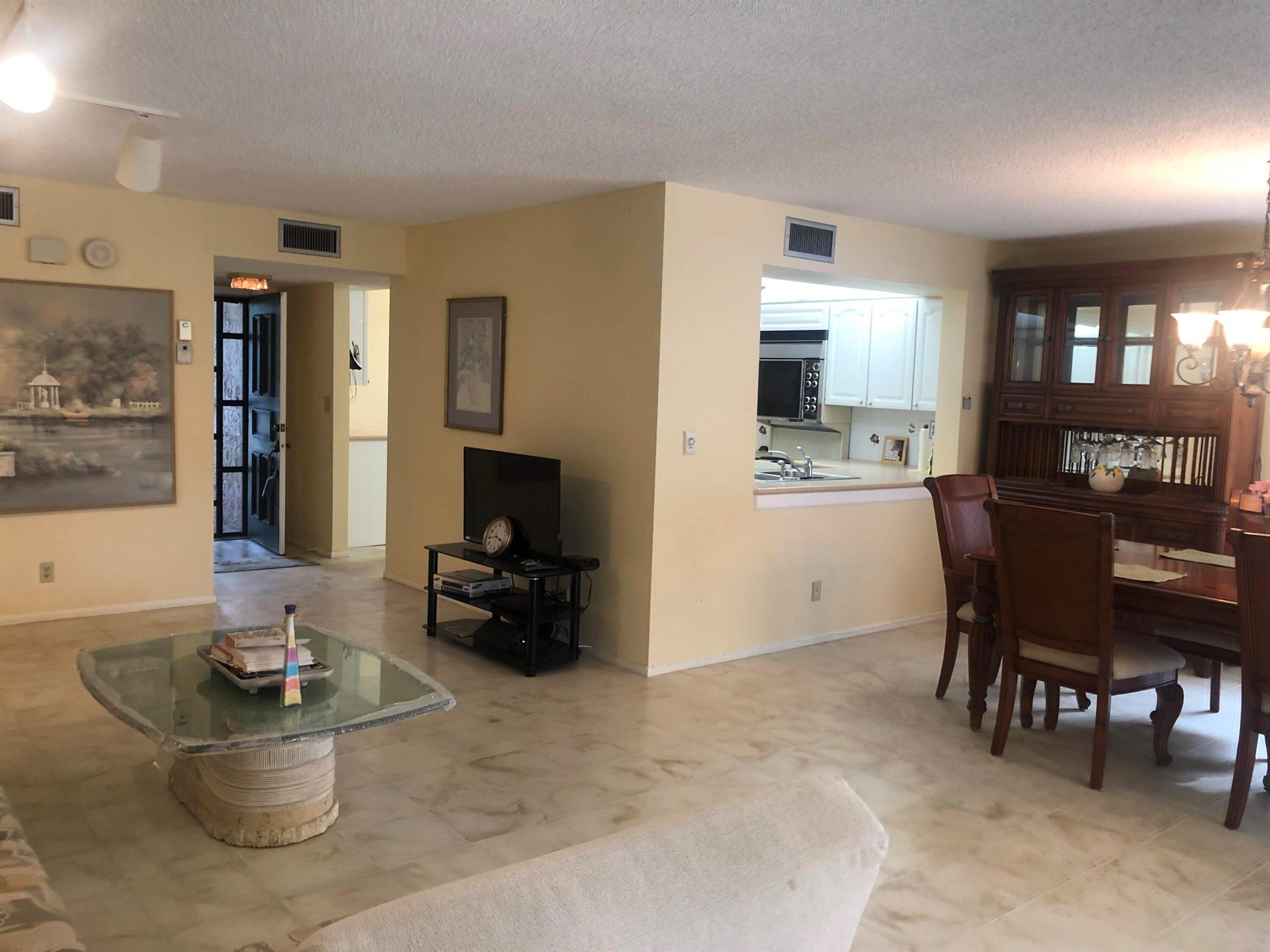 11296 Green Lake Drive Unit: 101