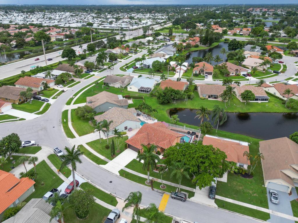5130 Rosen Boulevard