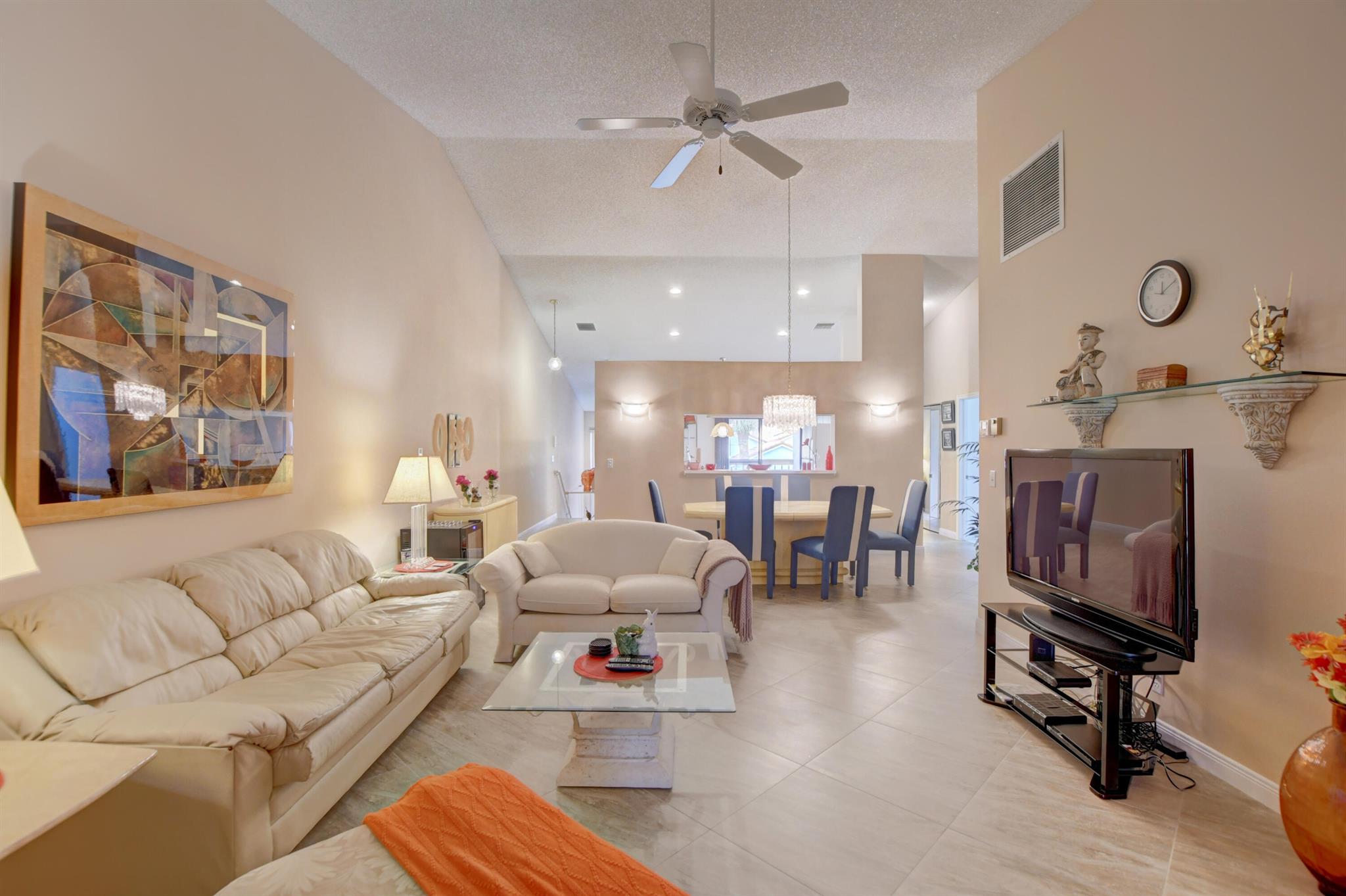9668 Sills Drive E Unit: 203