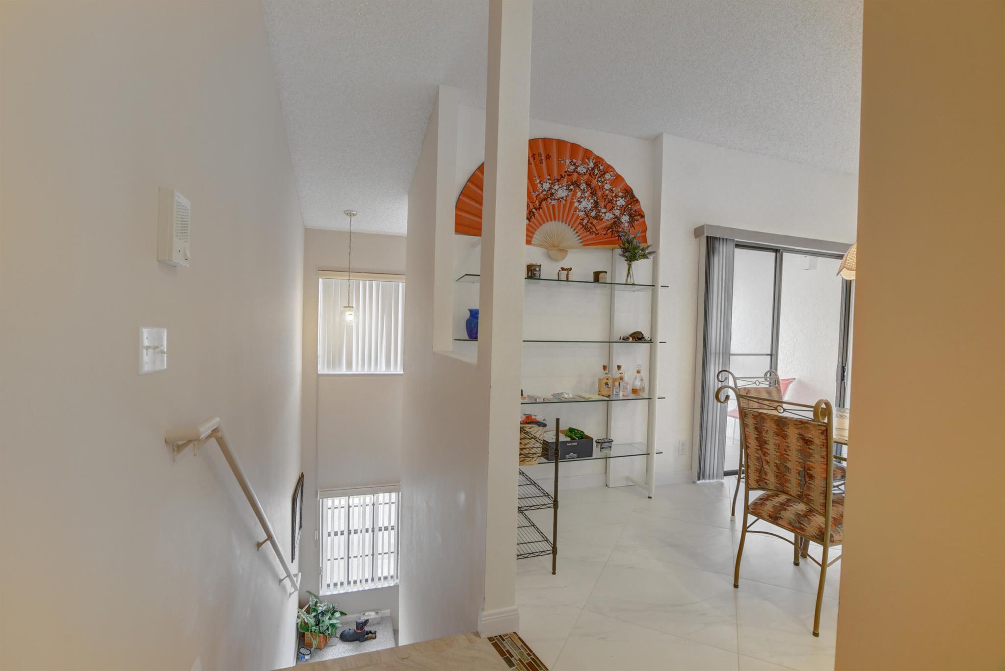 9668 Sills Drive E Unit: 203