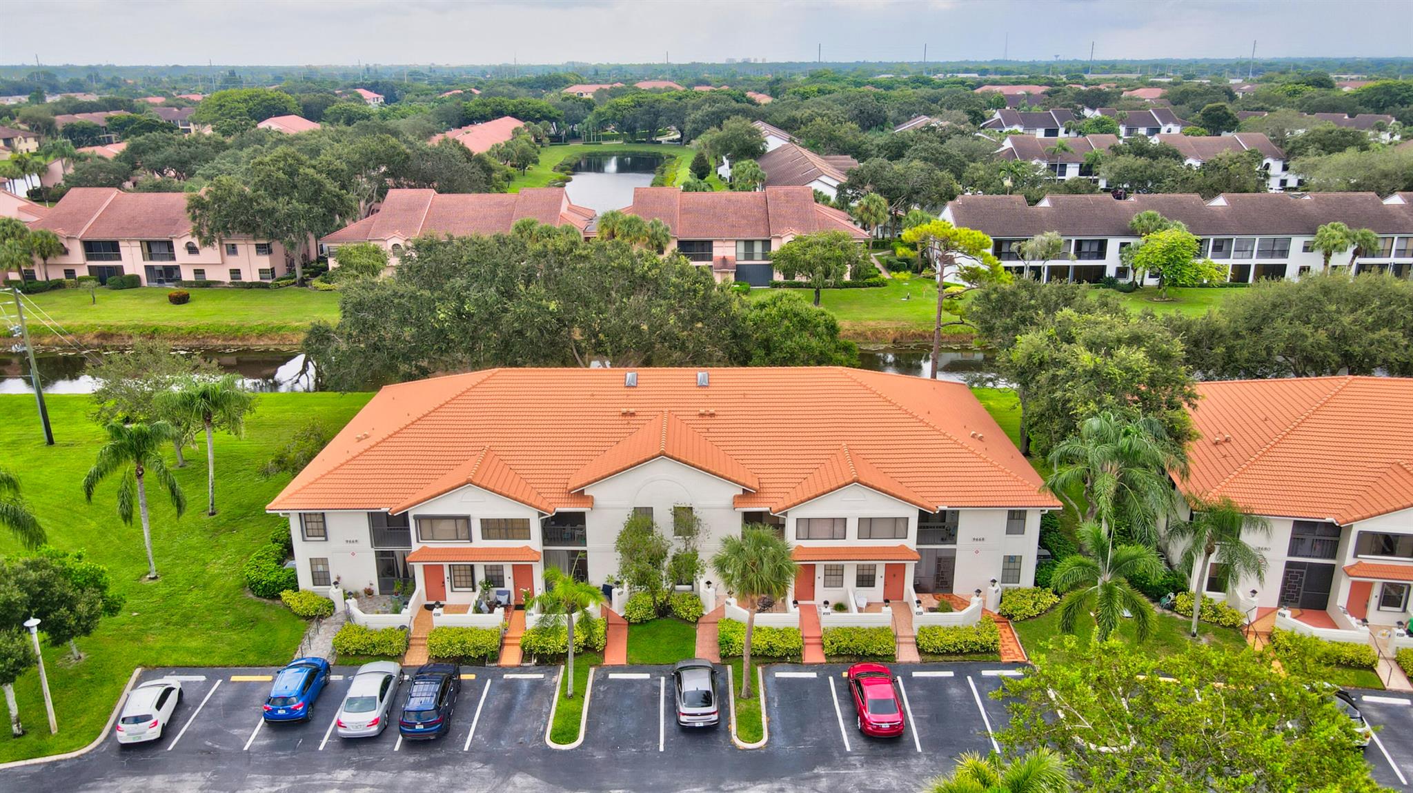 9668 Sills Drive E Unit: 203