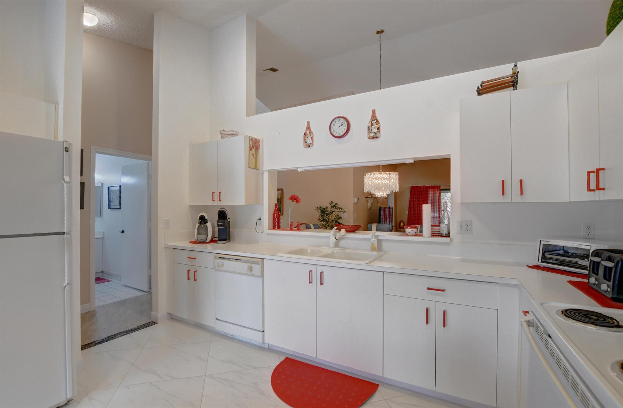 9668 Sills Drive E Unit: 203