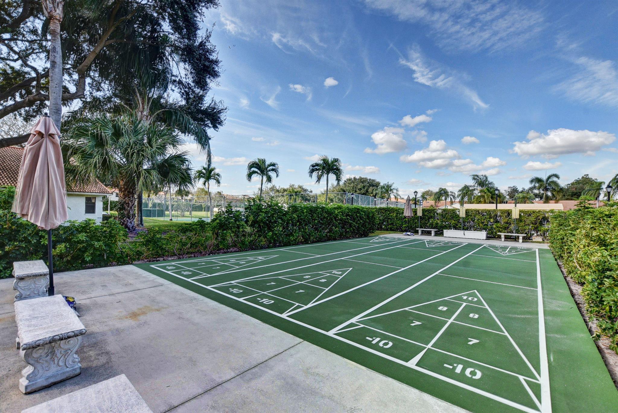 9668 Sills Drive E Unit: 203