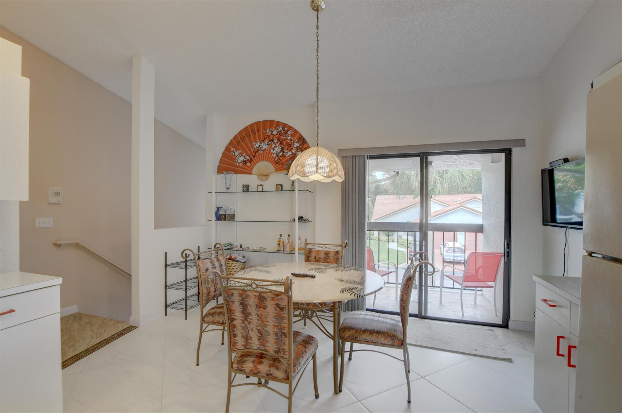 9668 Sills Drive E Unit: 203