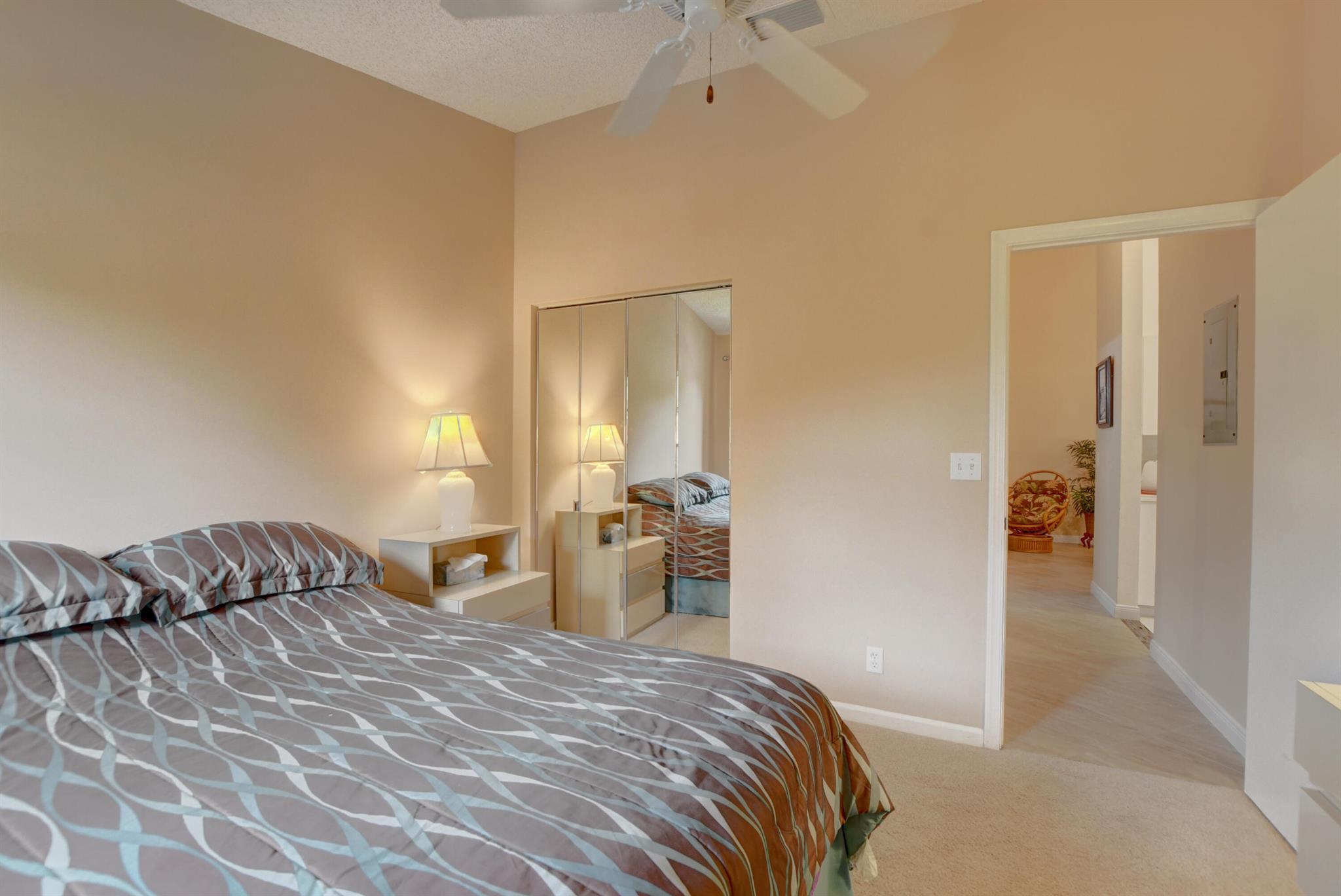9668 Sills Drive E Unit: 203