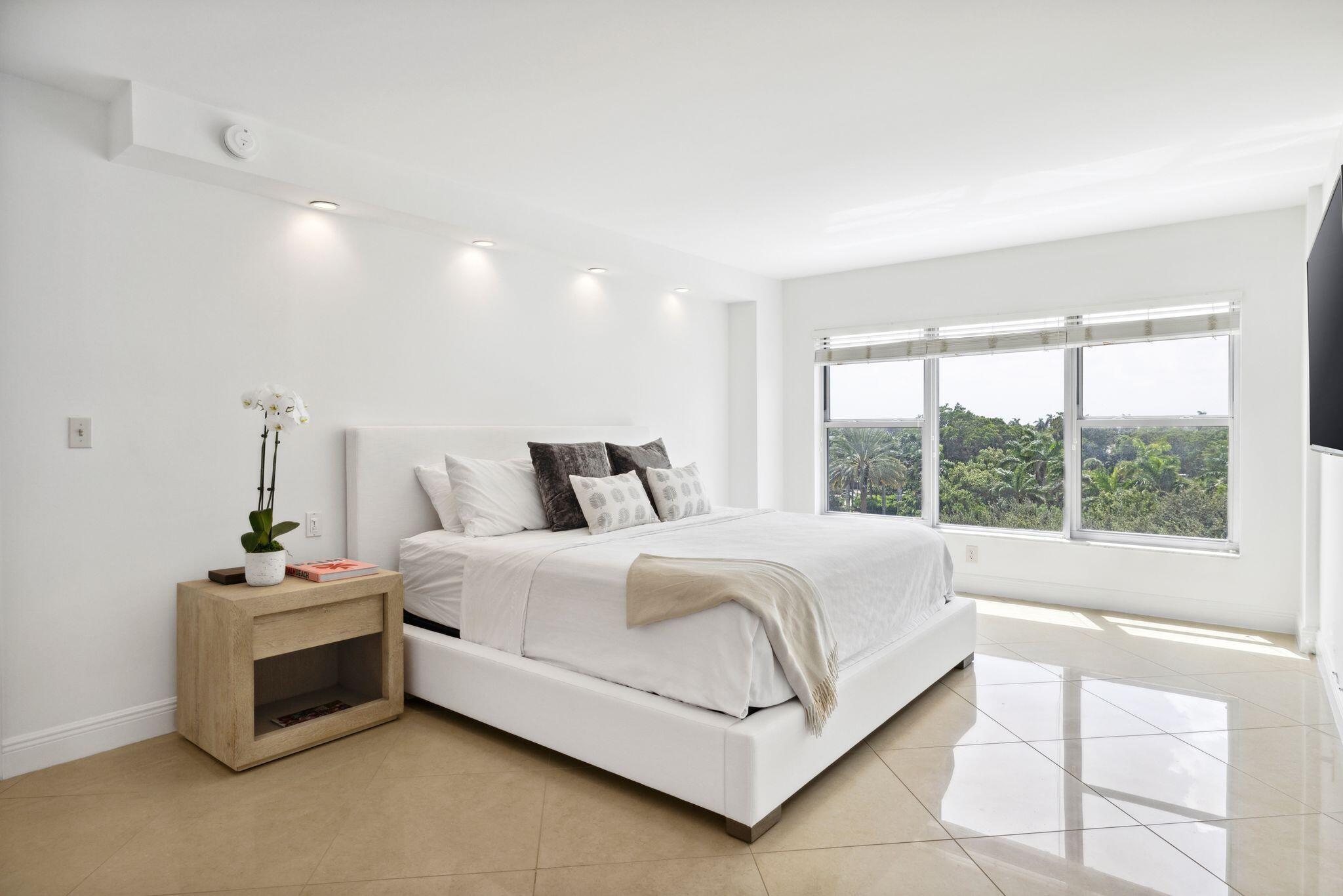 875 E Camino Real Unit: 6f