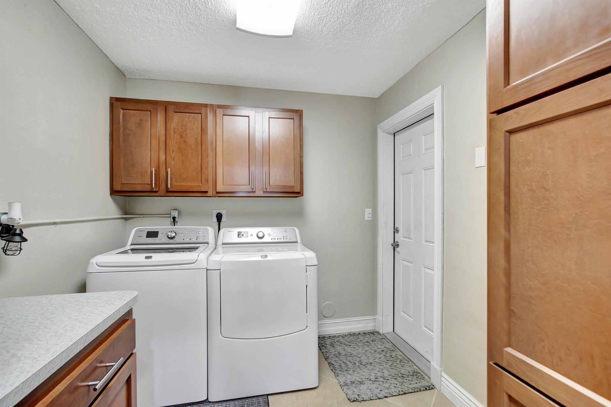 1233 SE 11th Avenue