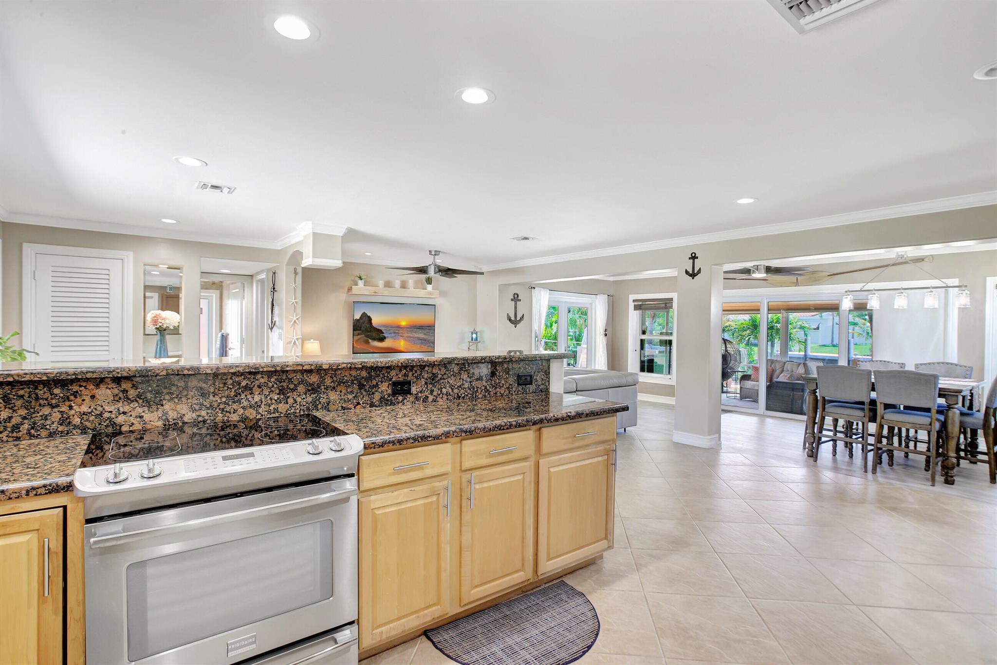 1233 SE 11th Avenue