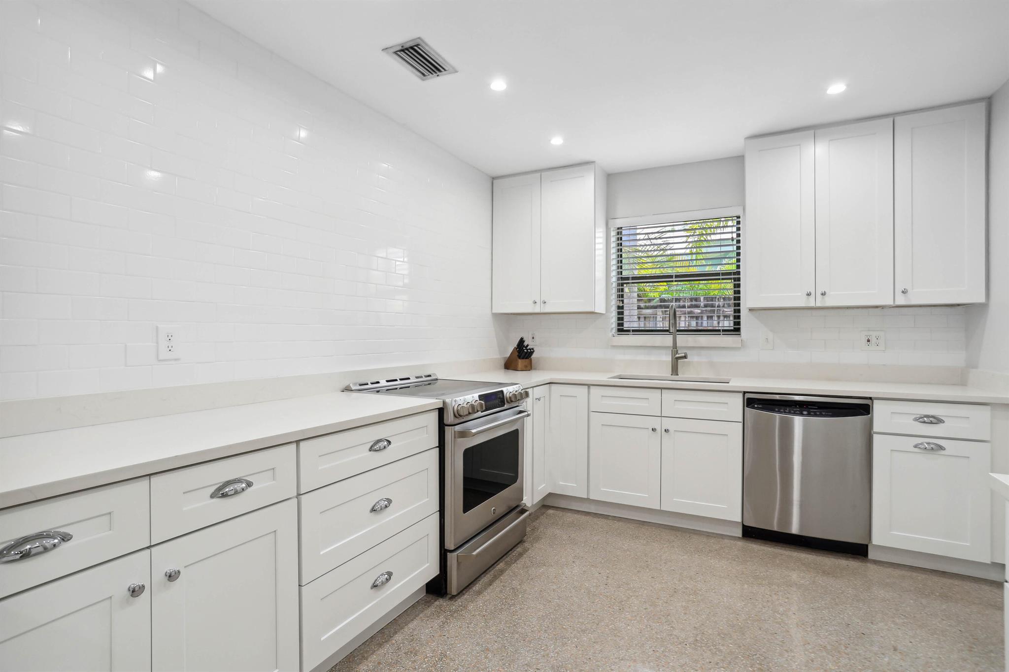 110 NW 12th Street