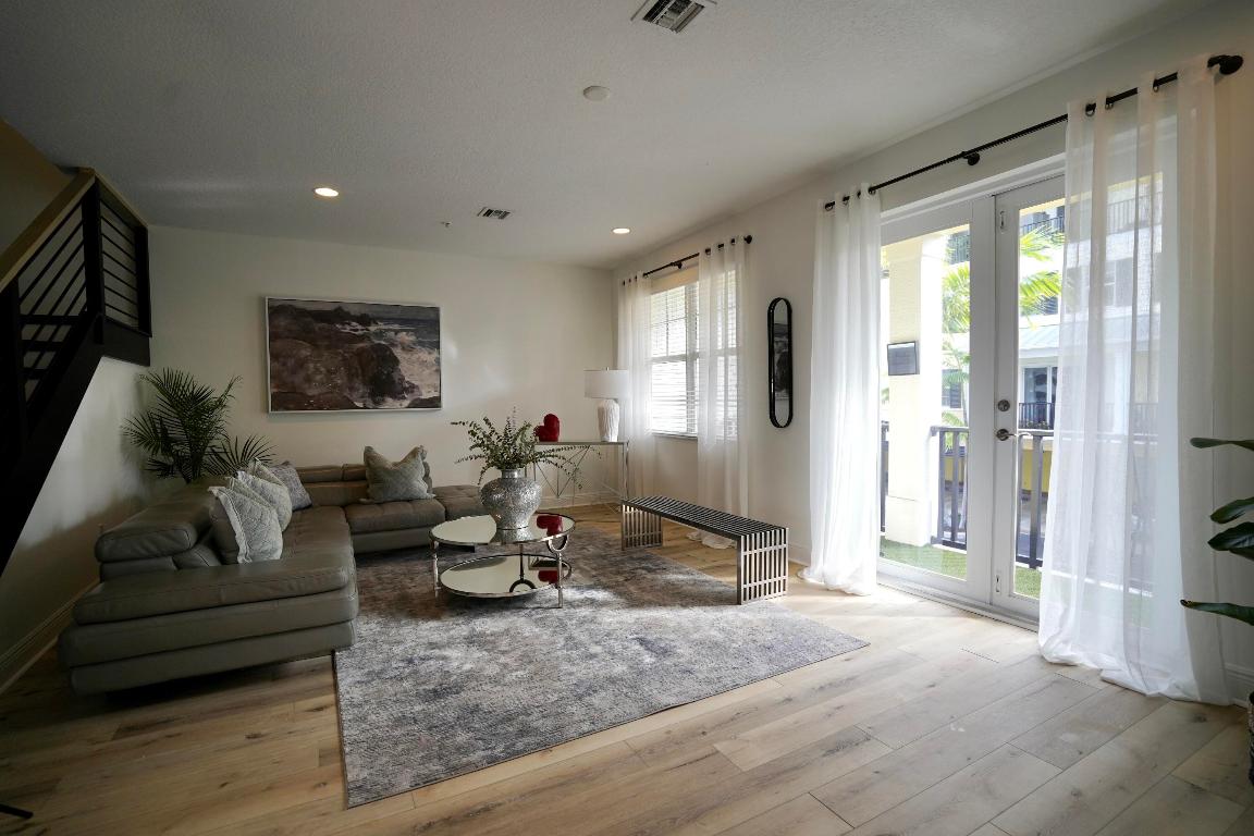 229 N Latitude Circle, Delray Beach