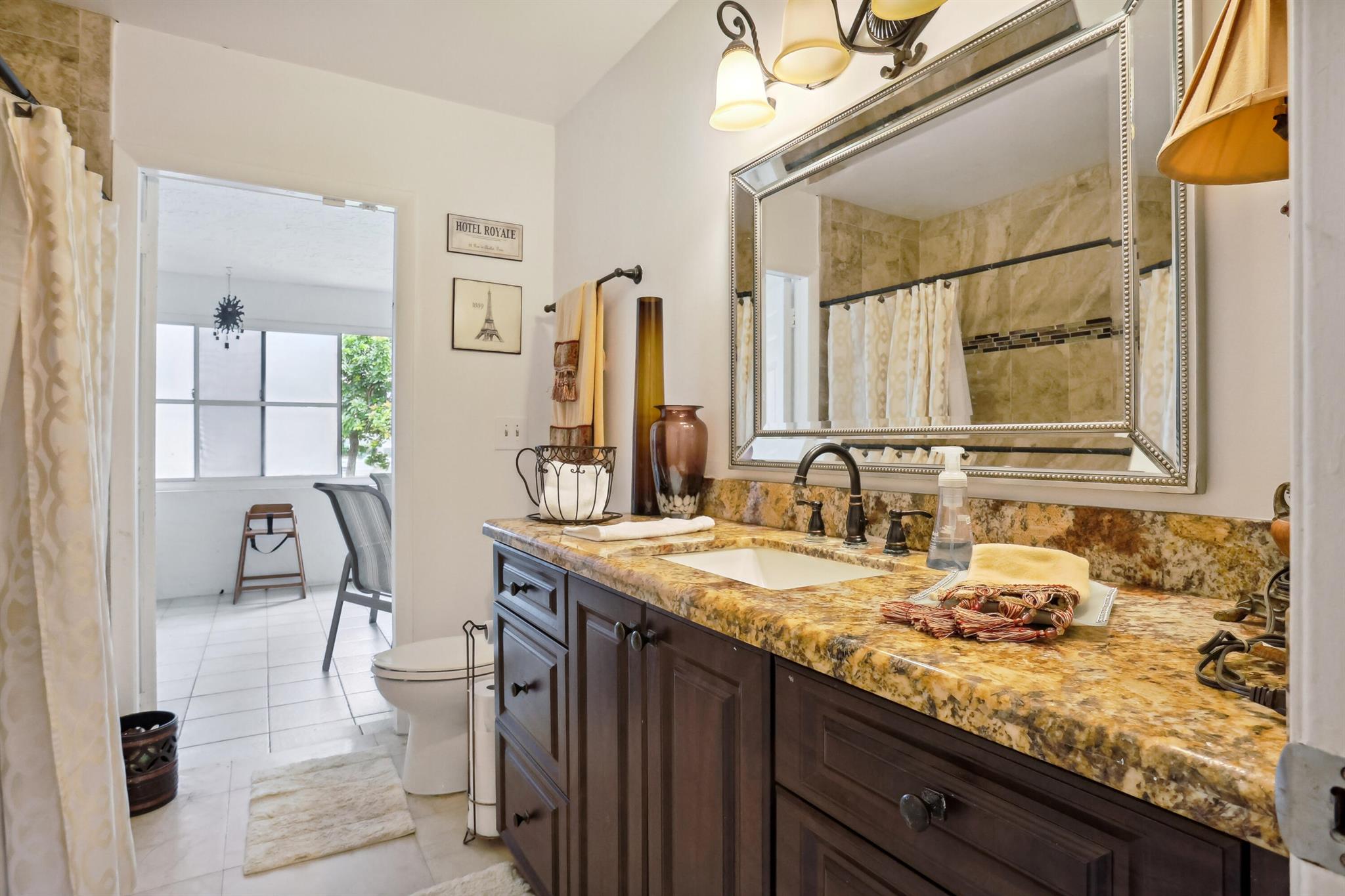 9855 Sun Pointe Drive
