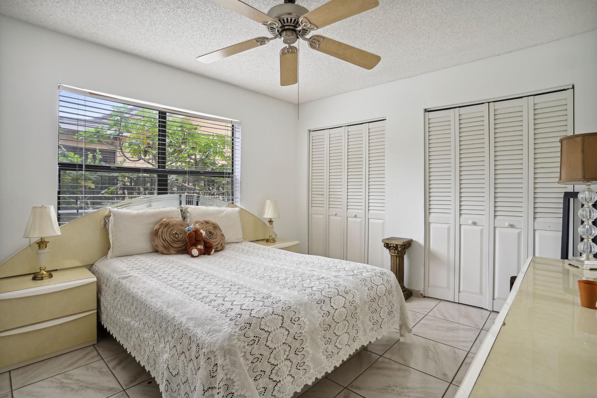 9855 Sun Pointe Drive