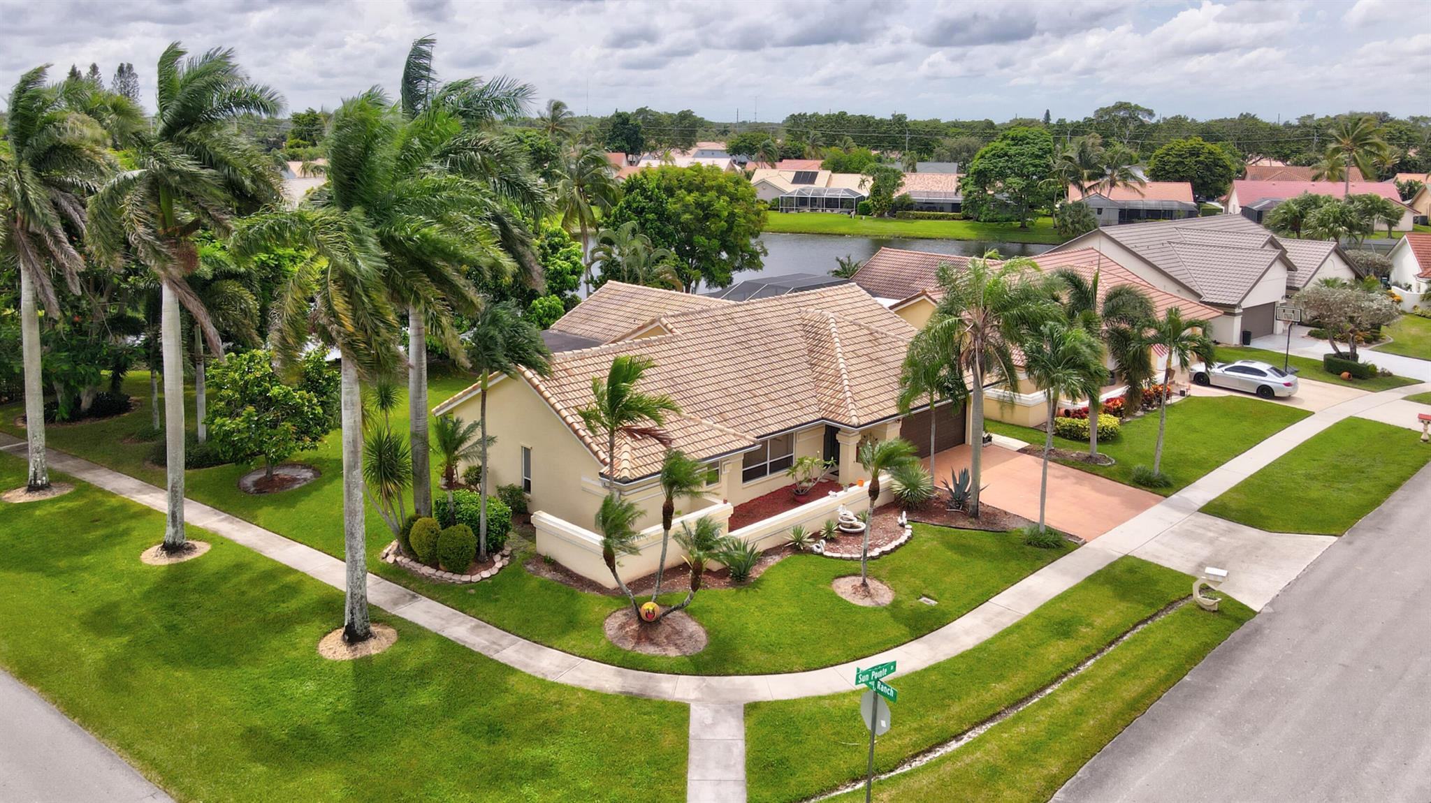 9855 Sun Pointe Drive