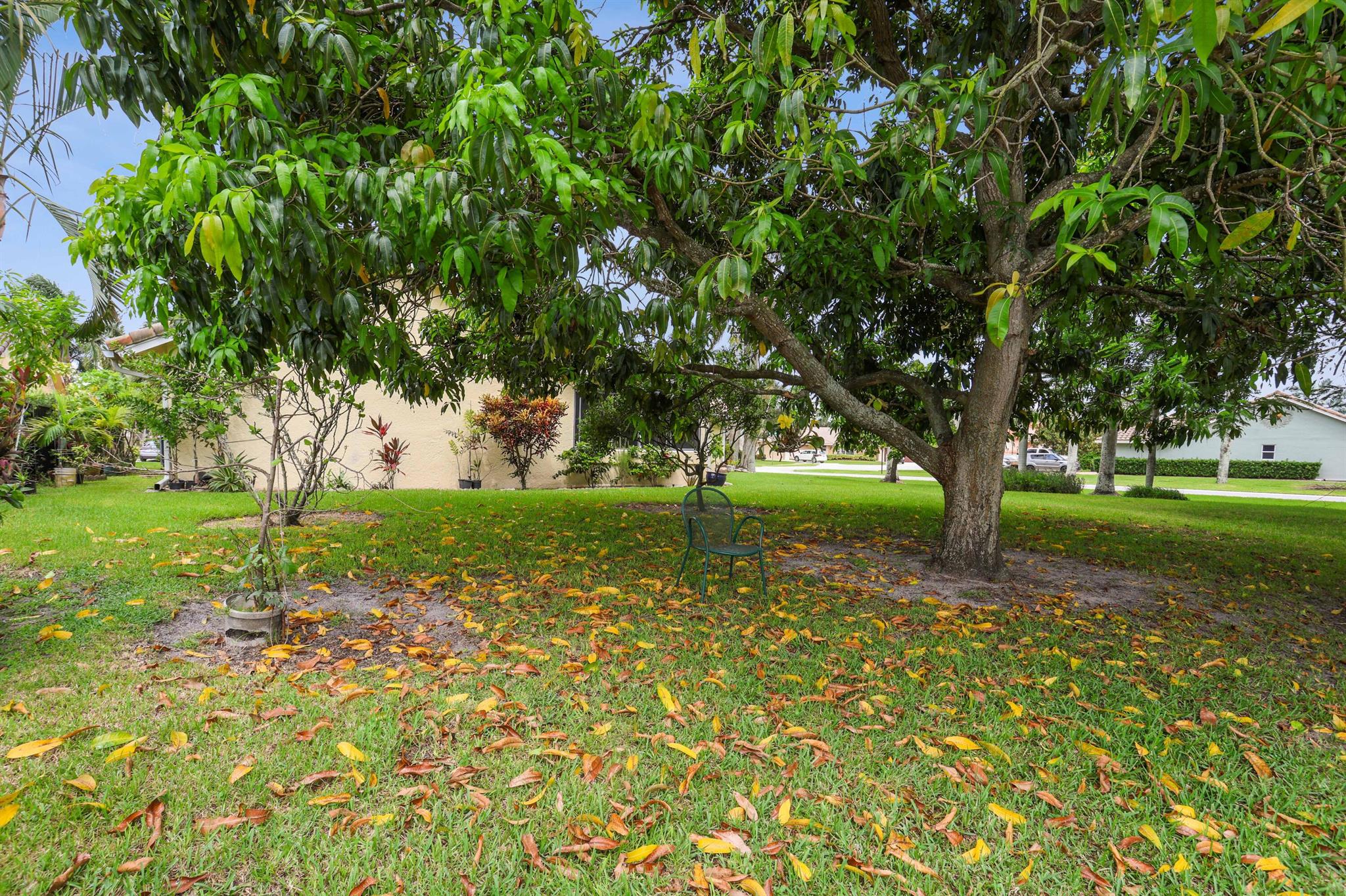9855 Sun Pointe Drive