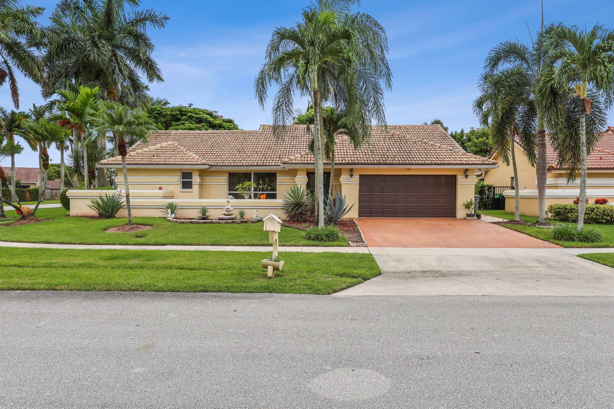 9855 Sun Pointe Drive