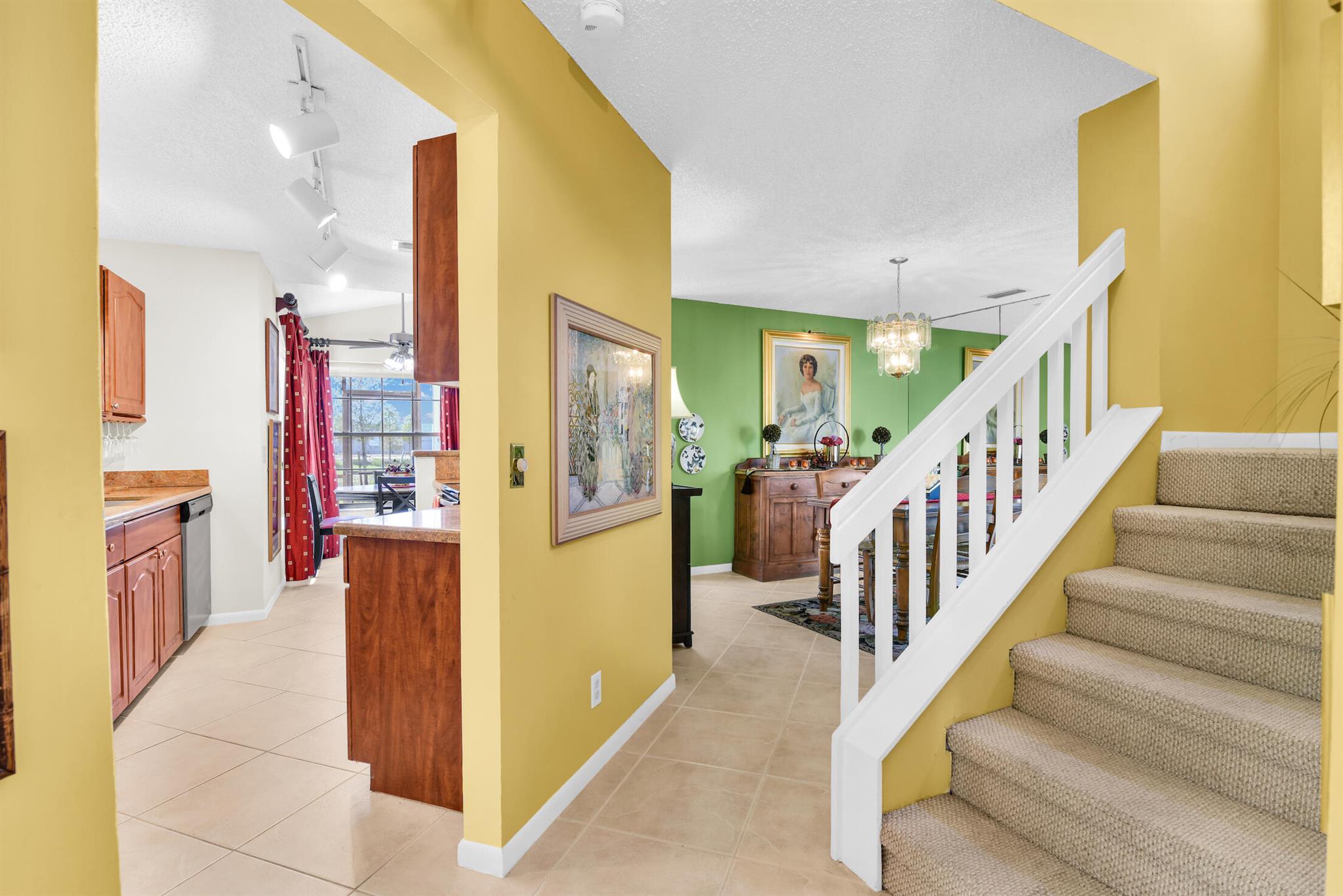 390 Sherwood Forest Drive