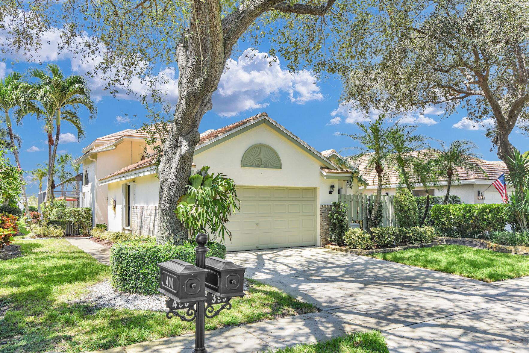 390 Sherwood Forest Drive