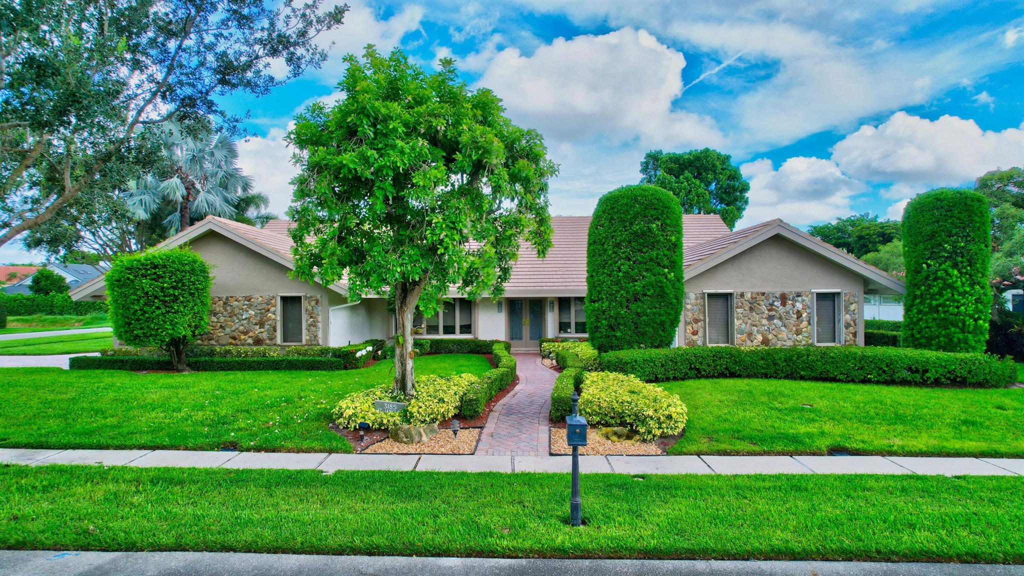 3185 Saint James Drive