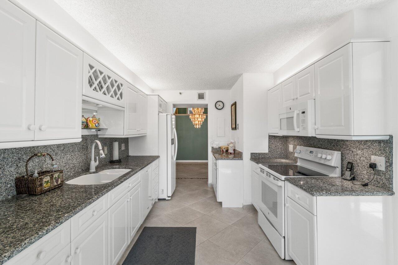 4600 S Ocean Boulevard Unit: 202