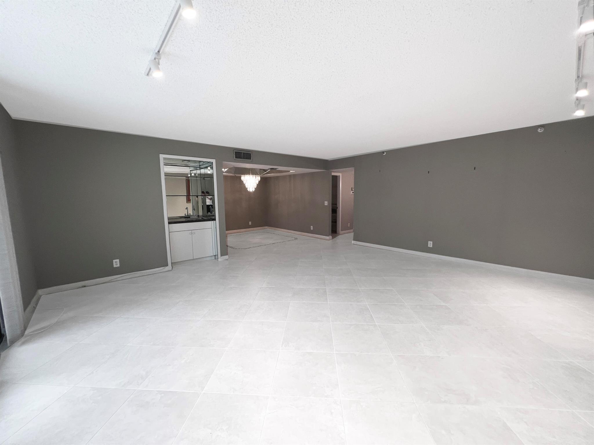 4600 S Ocean Boulevard Unit: 202