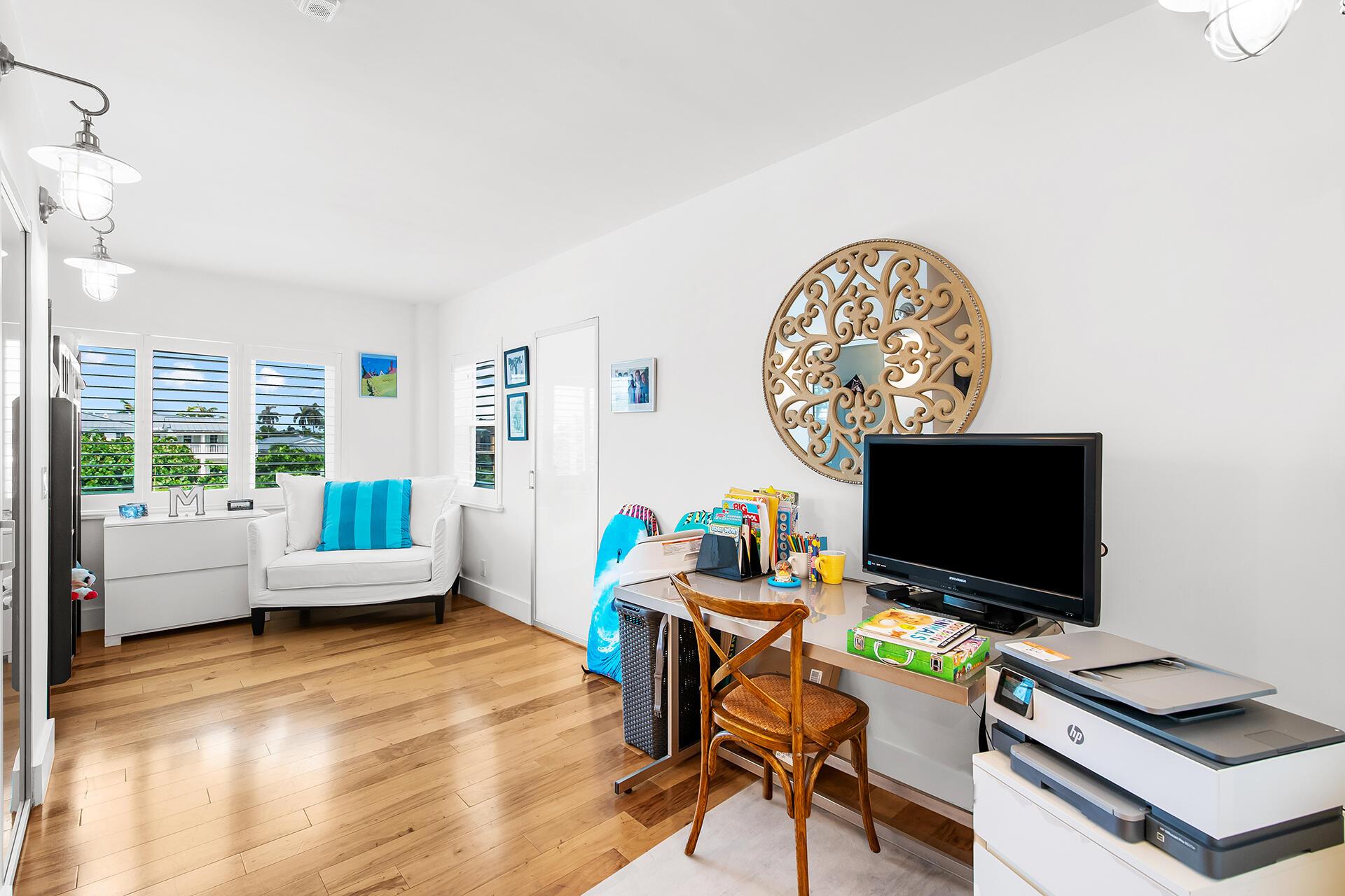 120 N Ocean Boulevard Unit: 202