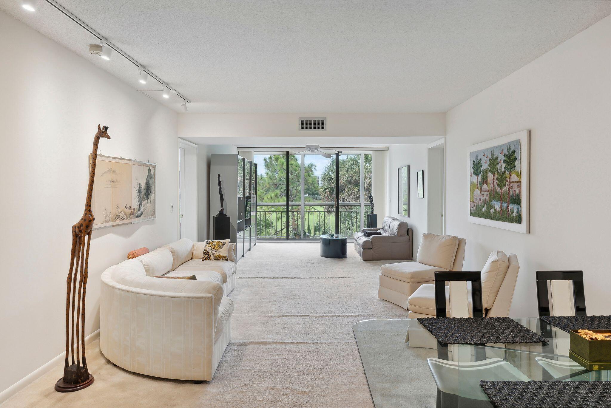 6169 Balboa Circle Unit: 303