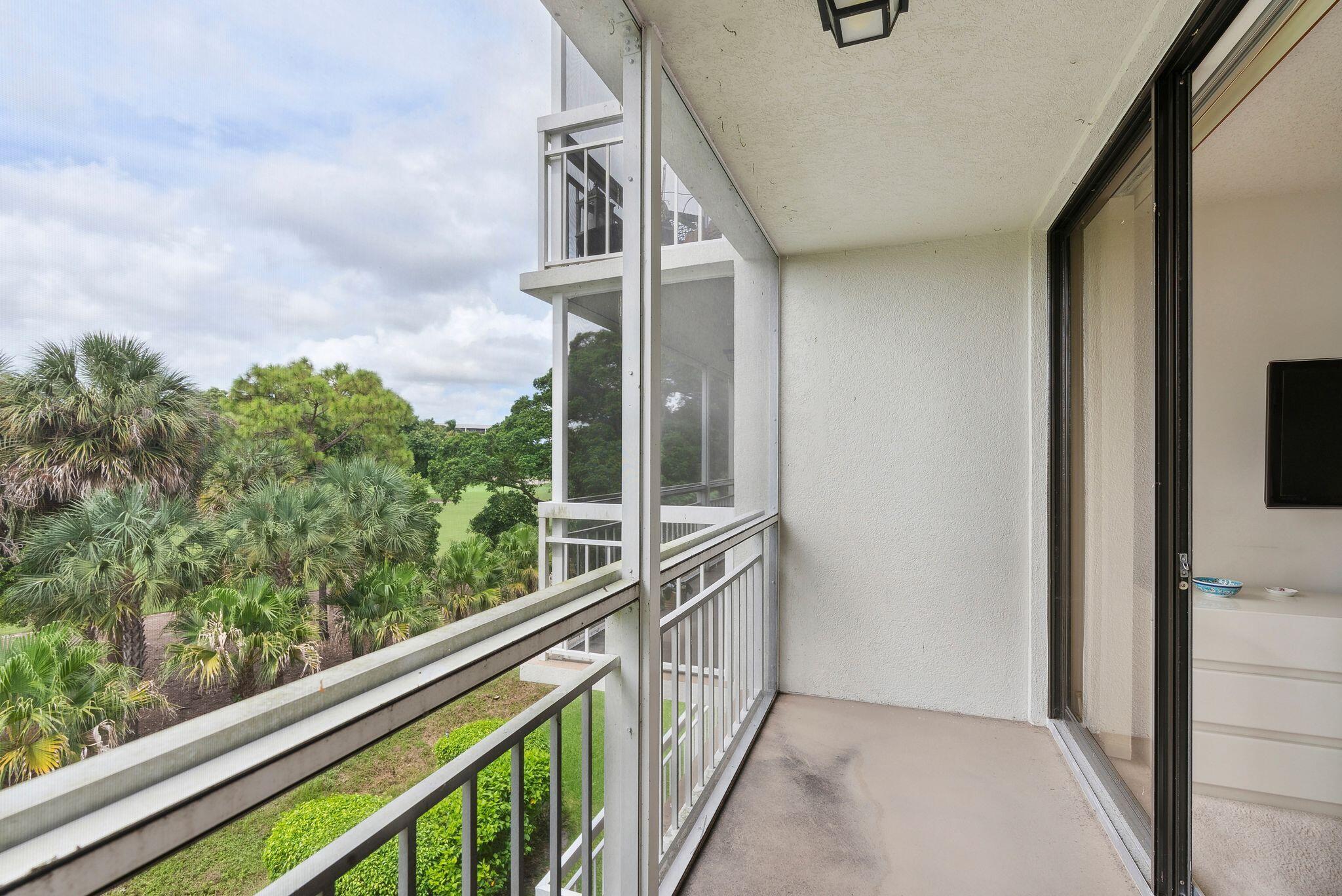 6169 Balboa Circle Unit: 303
