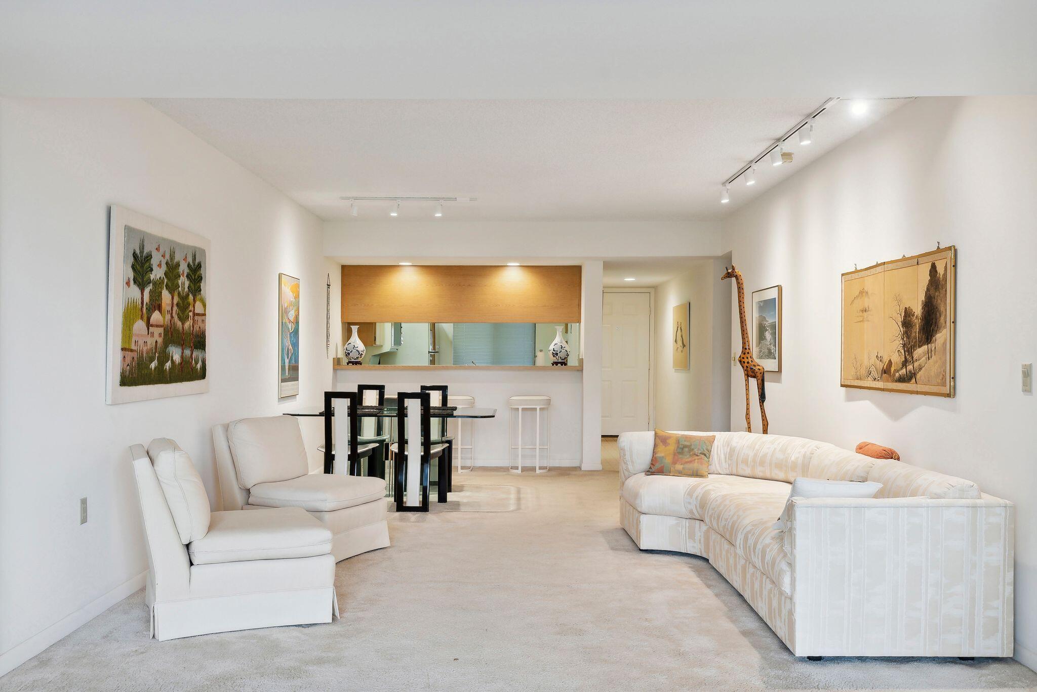 6169 Balboa Circle Unit: 303