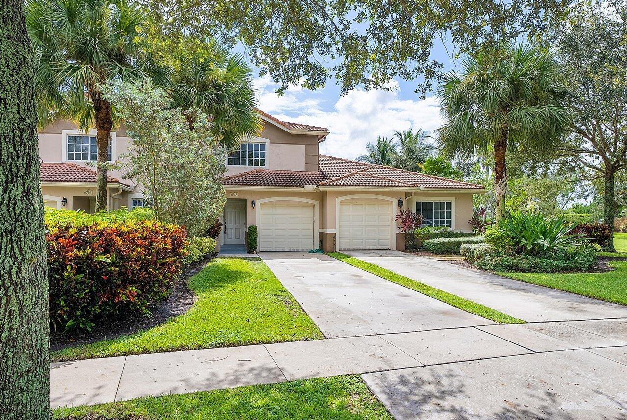 6748 Old Farm Trail