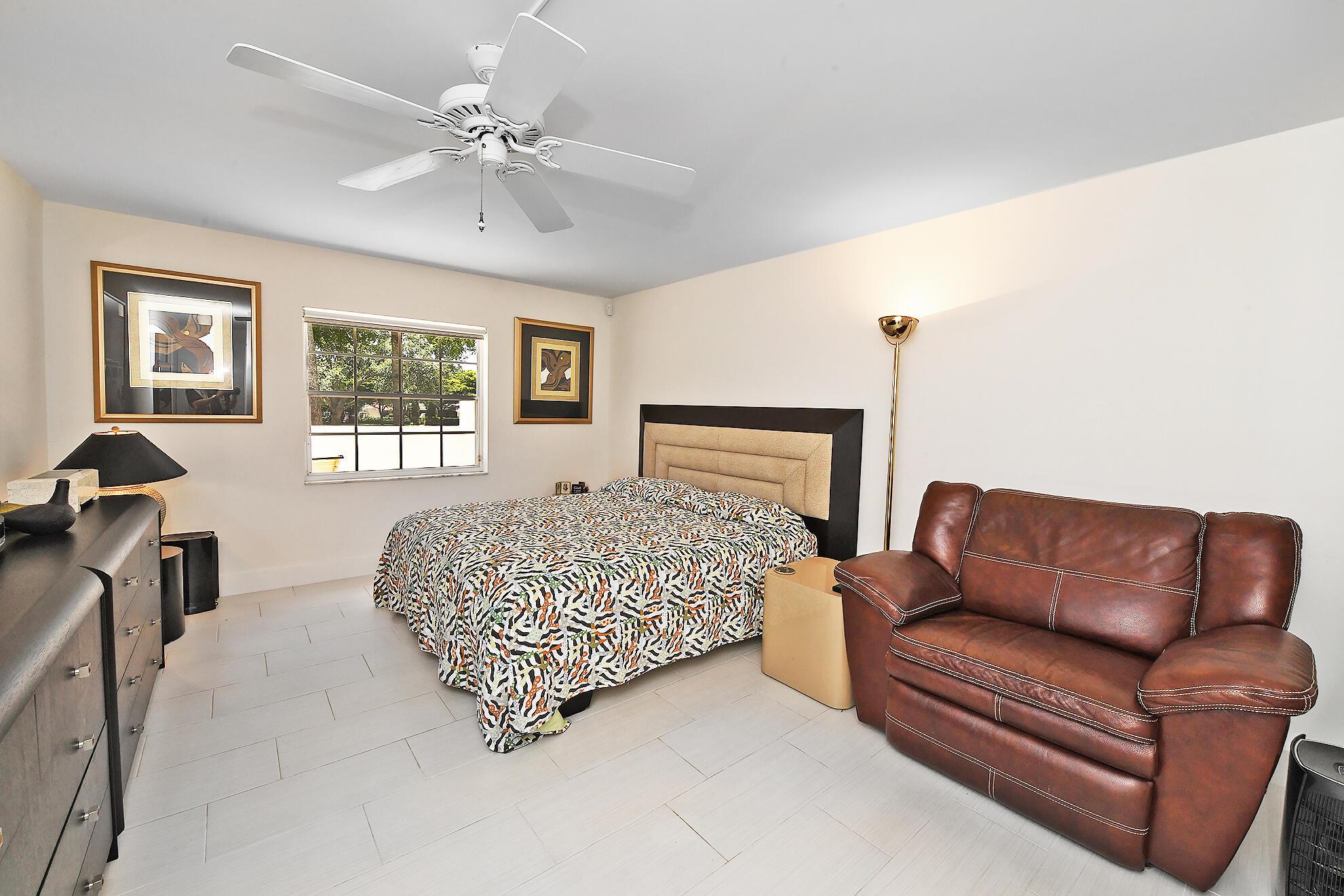 7370 Orangewood Lane Unit: 101