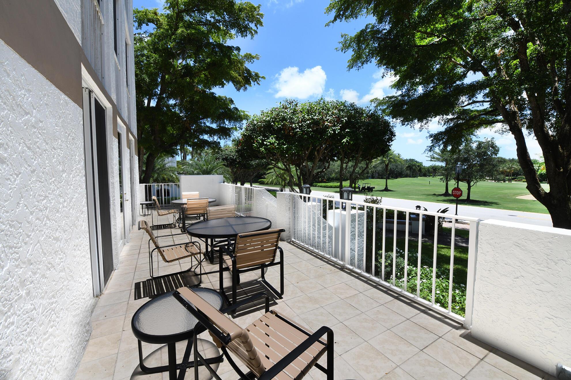 7370 Orangewood Lane Unit: 101