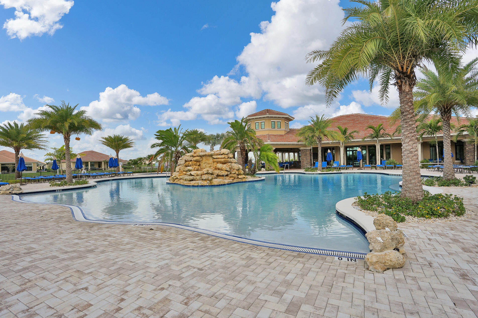 12025 Kalmar Circle S