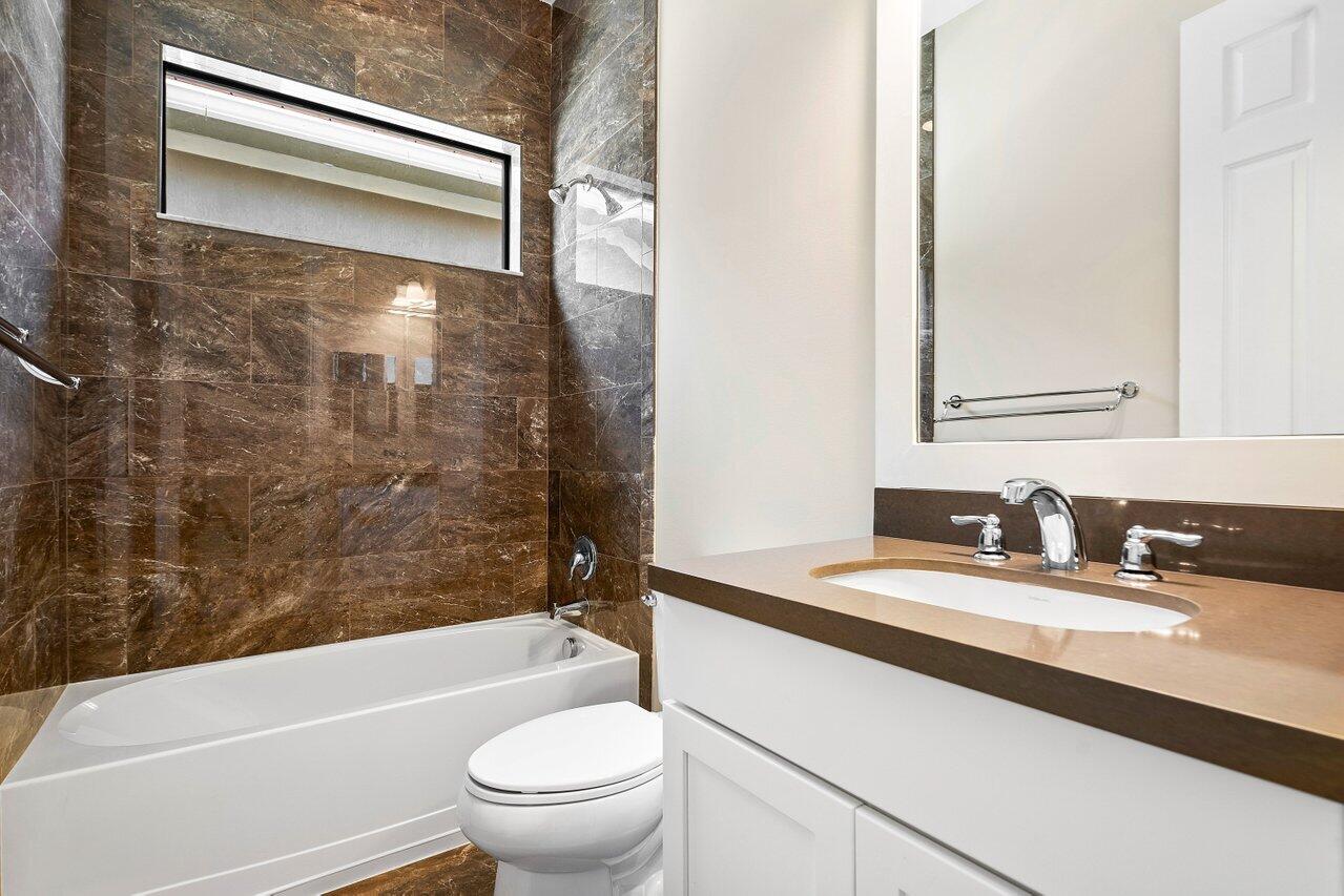 12025 Kalmar Circle S