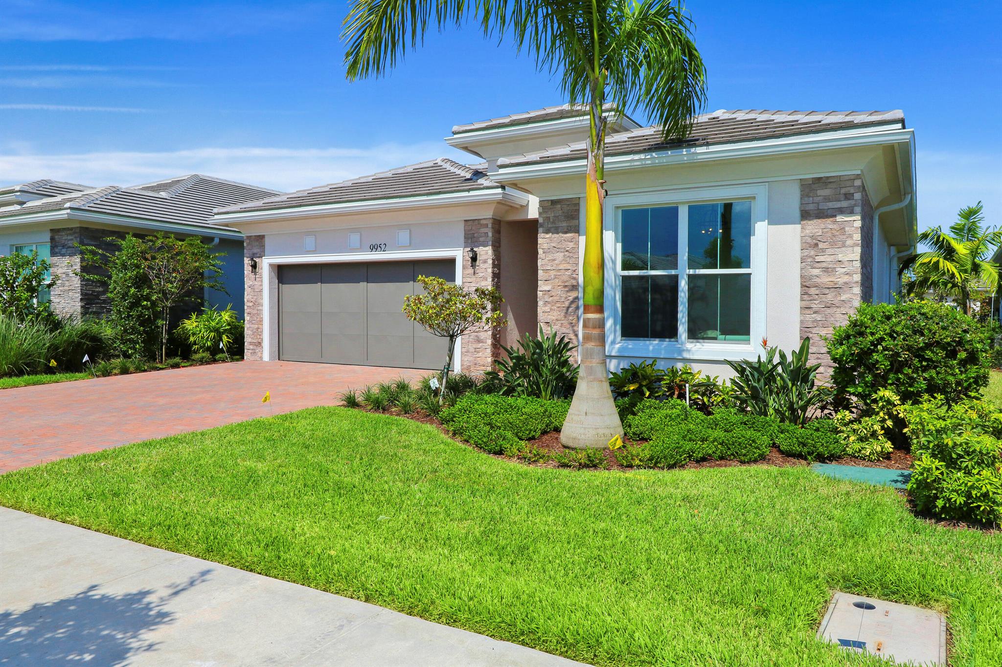 9952 Regency Way