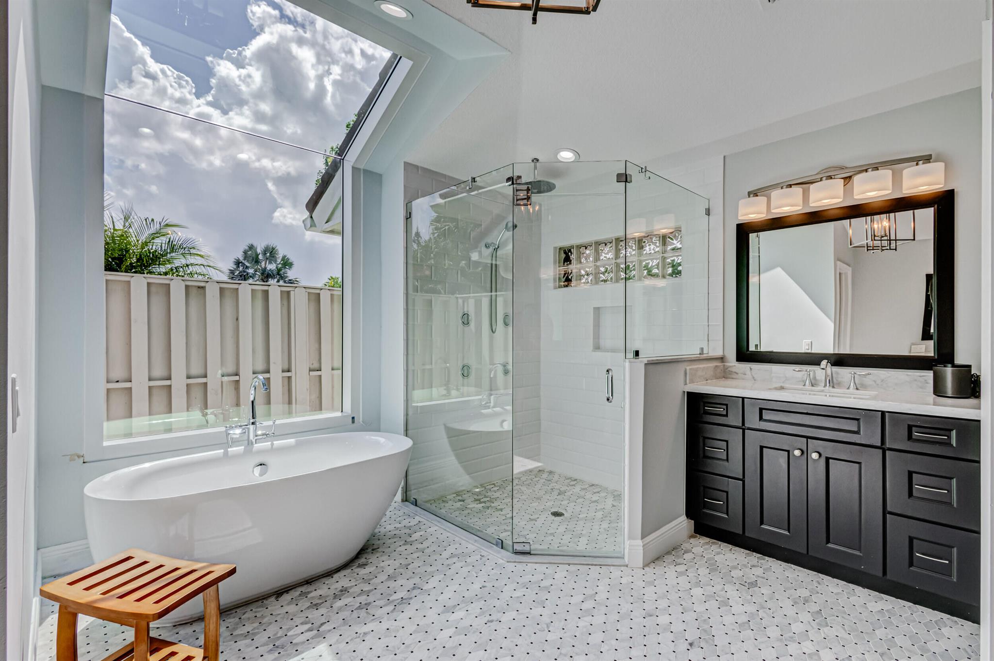 180 Thornton Drive