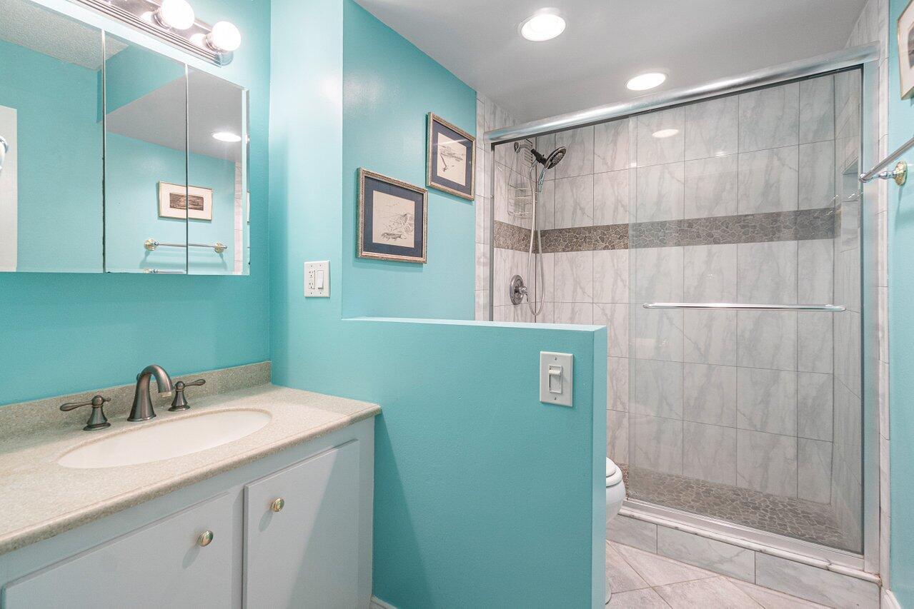 111 Briny Avenue 803, Pompano Beach Unit: 803