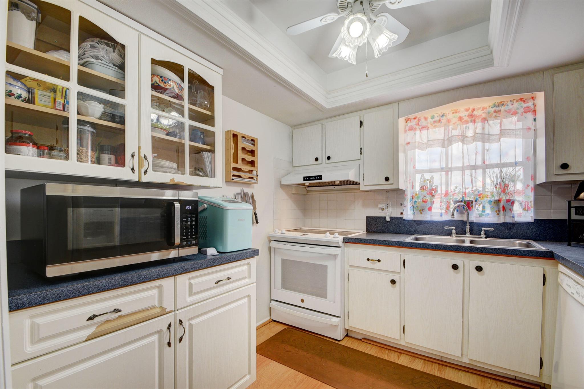 2784 E Dudley Drive Unit: H