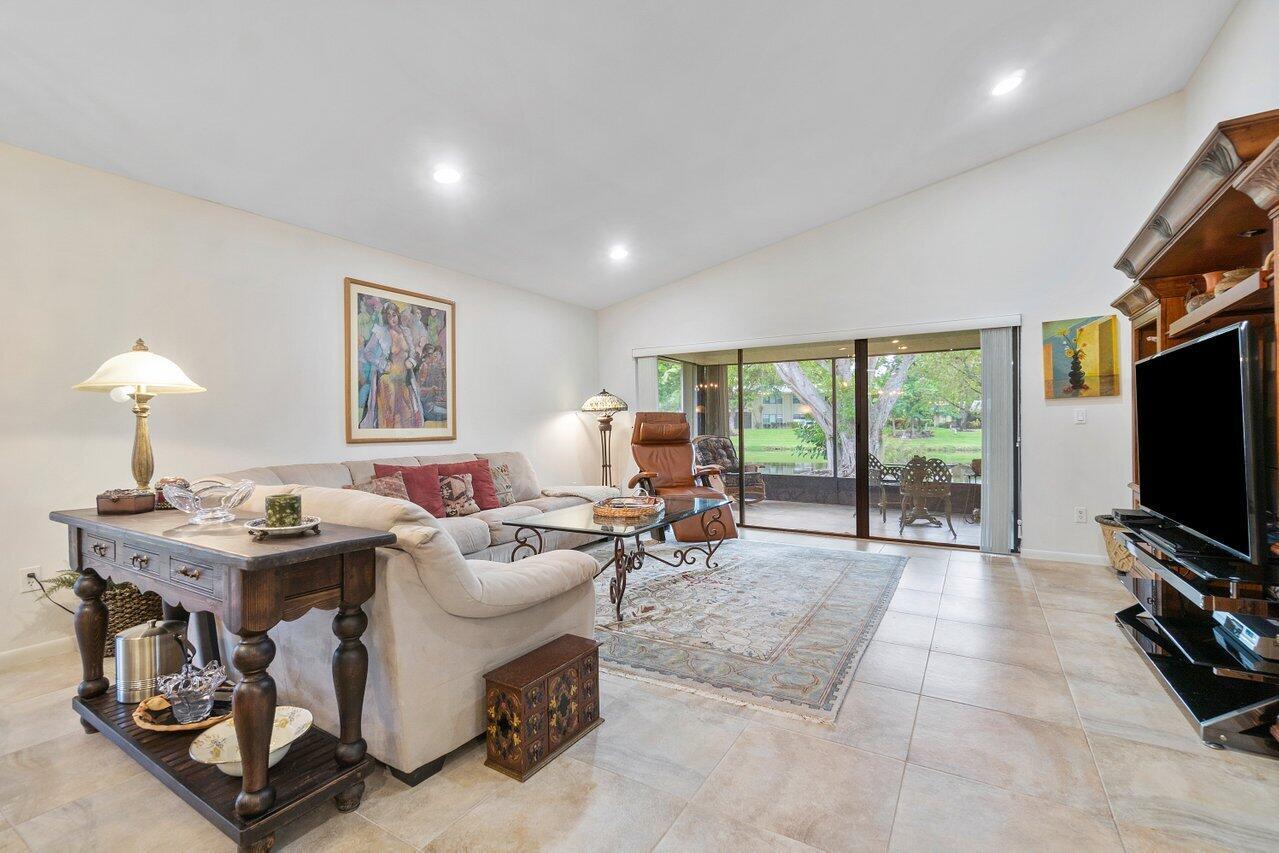 6 Westgate Lane Unit: A